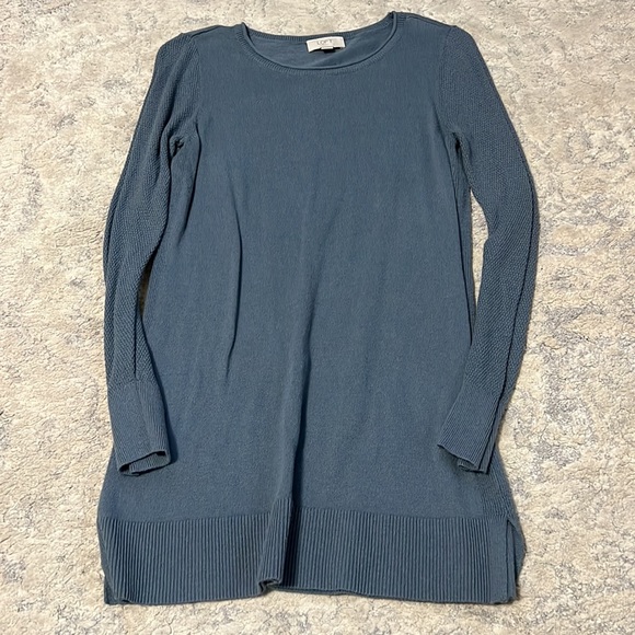 Loft Sweater Bundle - Picture 2 of 5